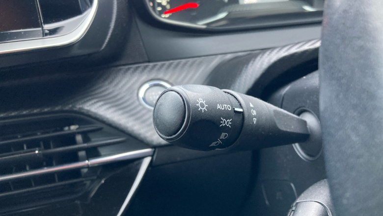 Peugeot 208 1.2 PureTech 100 Active 5dr Petrol Hatchback